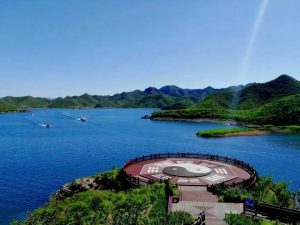 我八年只干了一件事：将一座水库开发成国家级风景区，估值18亿